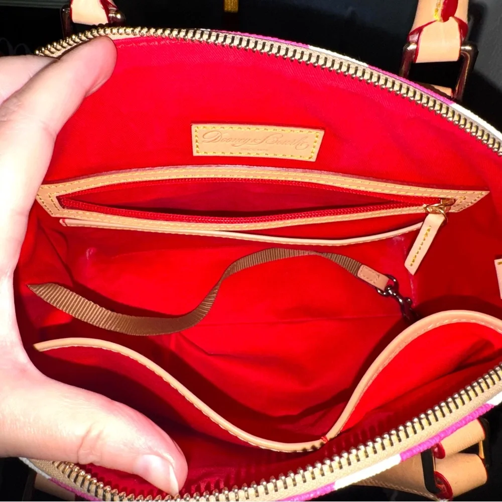 Dooney & Bourke like new